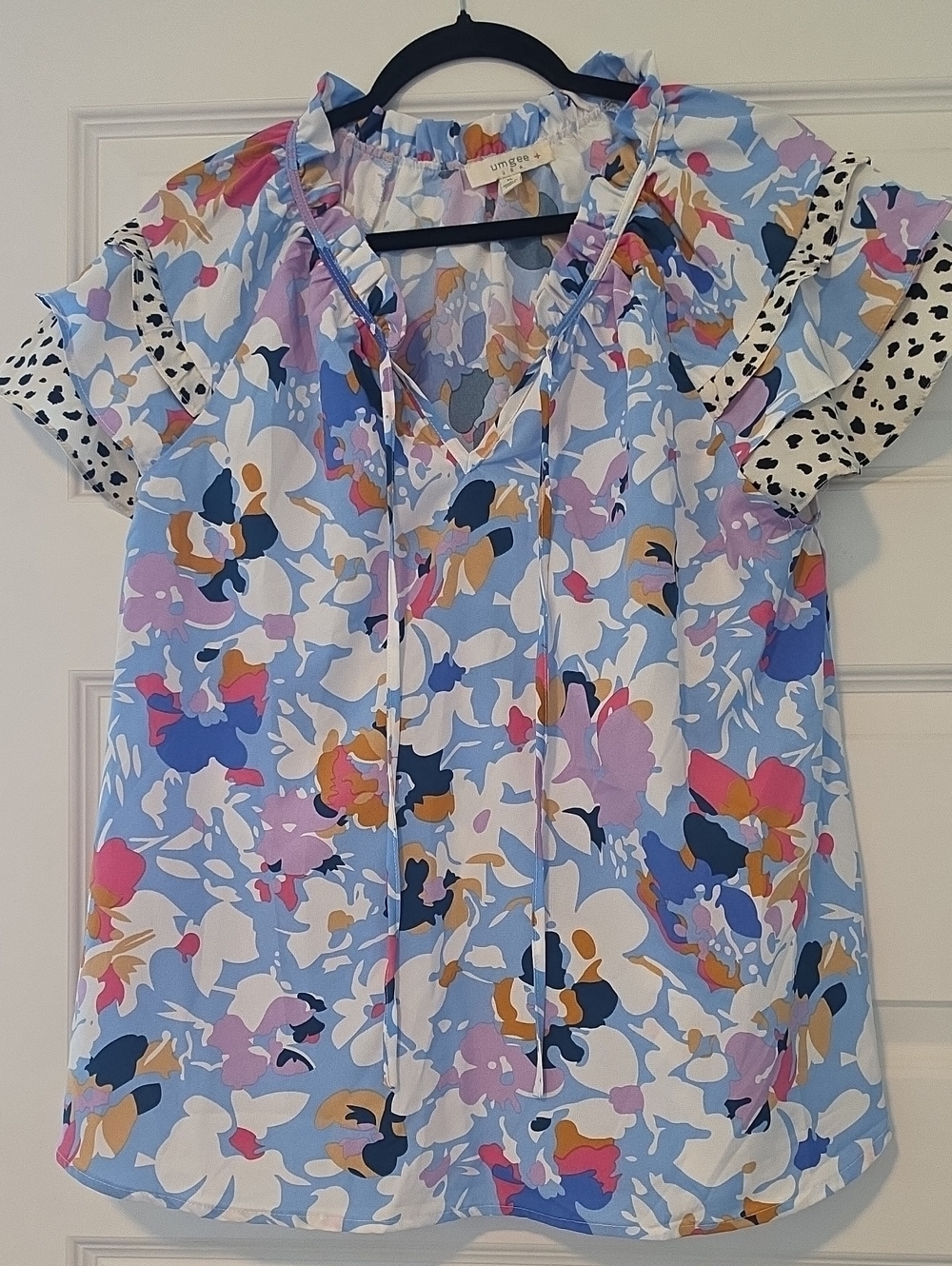 Umgee Abstract Print Blouse in Blue & Multicolor Size XL